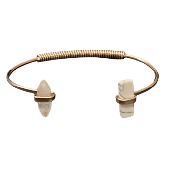 Free People Gold Plated White Howlite & Crystal Point Stone Open Bracelet - Picture 5 of 5